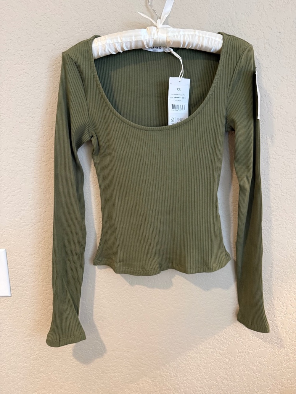 NAKD Scoop Neck Sleeve ( organic cotton)